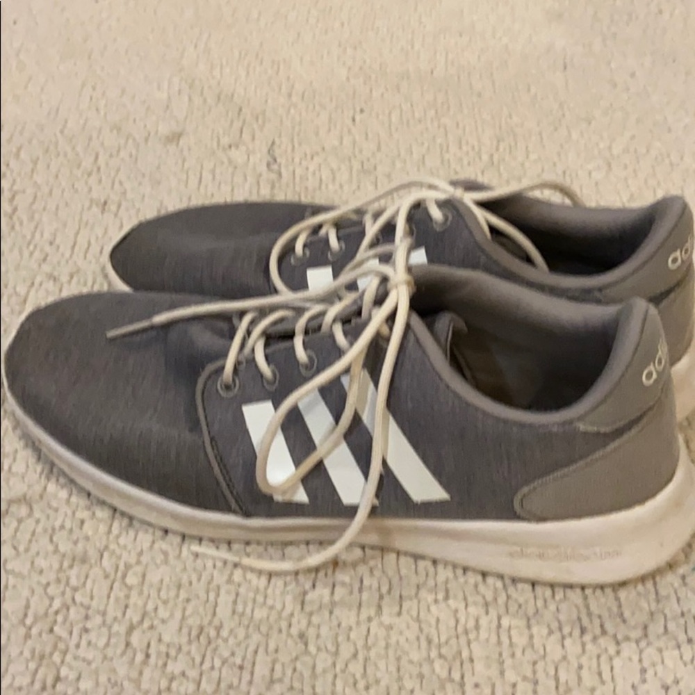 Shoes - Picture 2 of 5